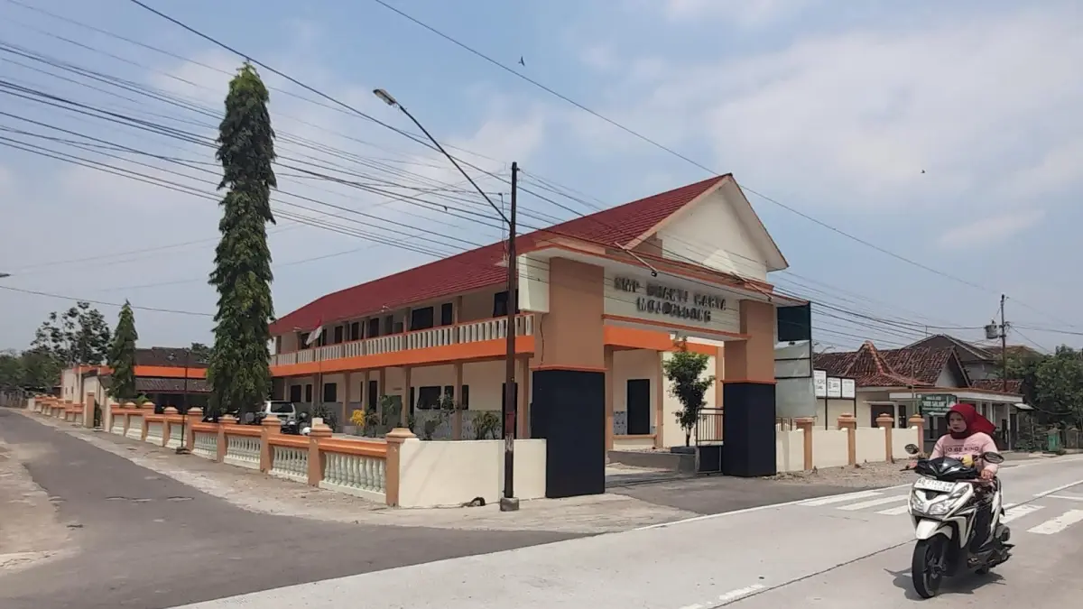 SMP Bhakti Karya yang berada di Desa Kaliboto, Kecamatan Mojogedang, Karanganyar. (Rudi Hartono/Radar Solo)