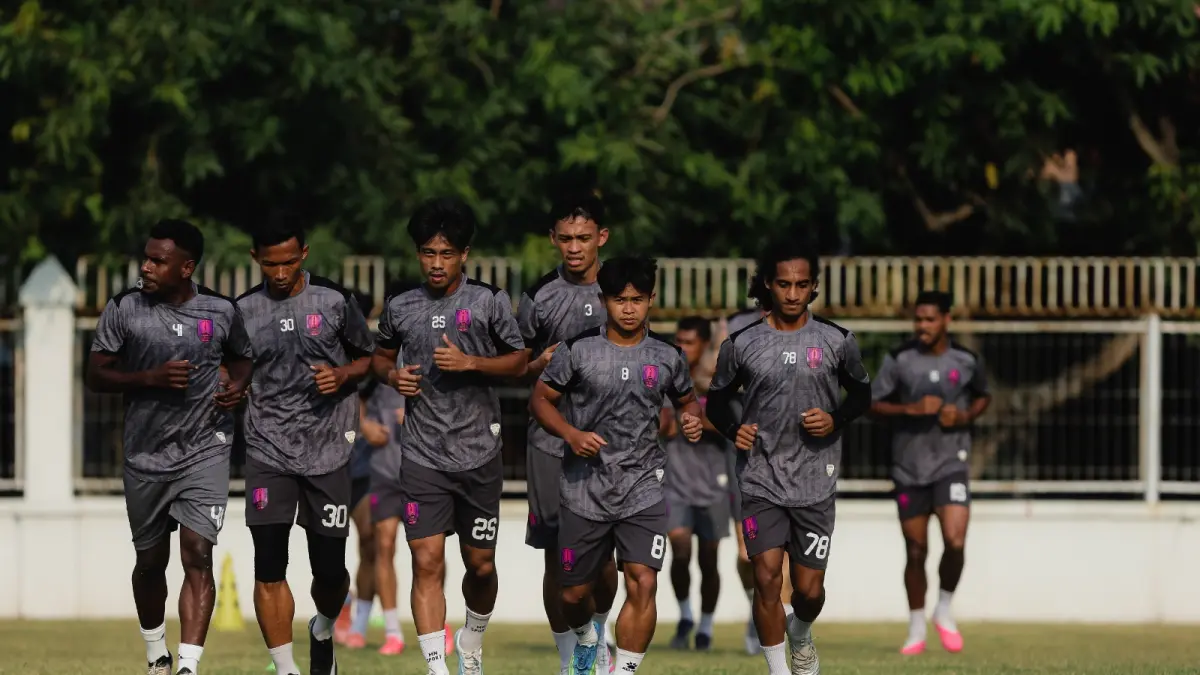 Para pemain Persis Solo jalani latihan untuk menatap Liga 2 2026/2027. (Tim Media Persis Solo)