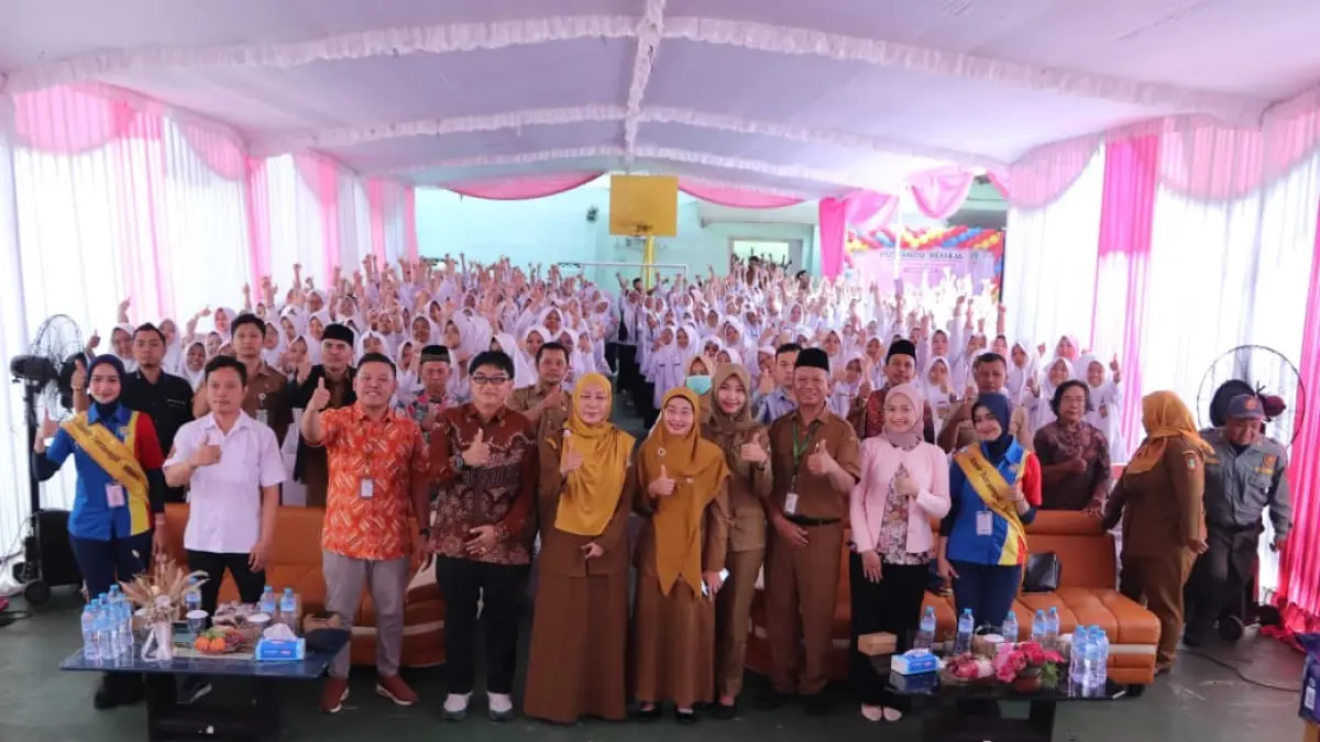 Sinergi Softex dan Indomaret Hadirkan Posyandu Remaja bagi Siswi SMP Al-Islam Surakarta