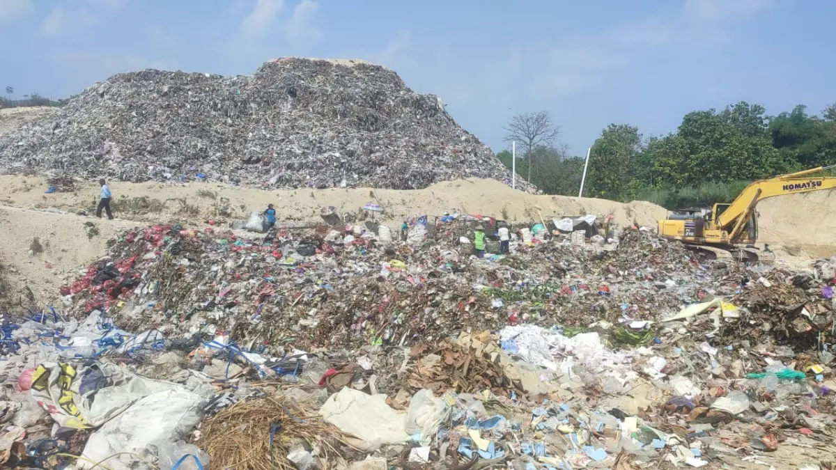 TPA Tanggan di Desa Tanggan, Kecamatan Gesi, Sragen. (Ahmad Khairudin/Radar Solo) 
