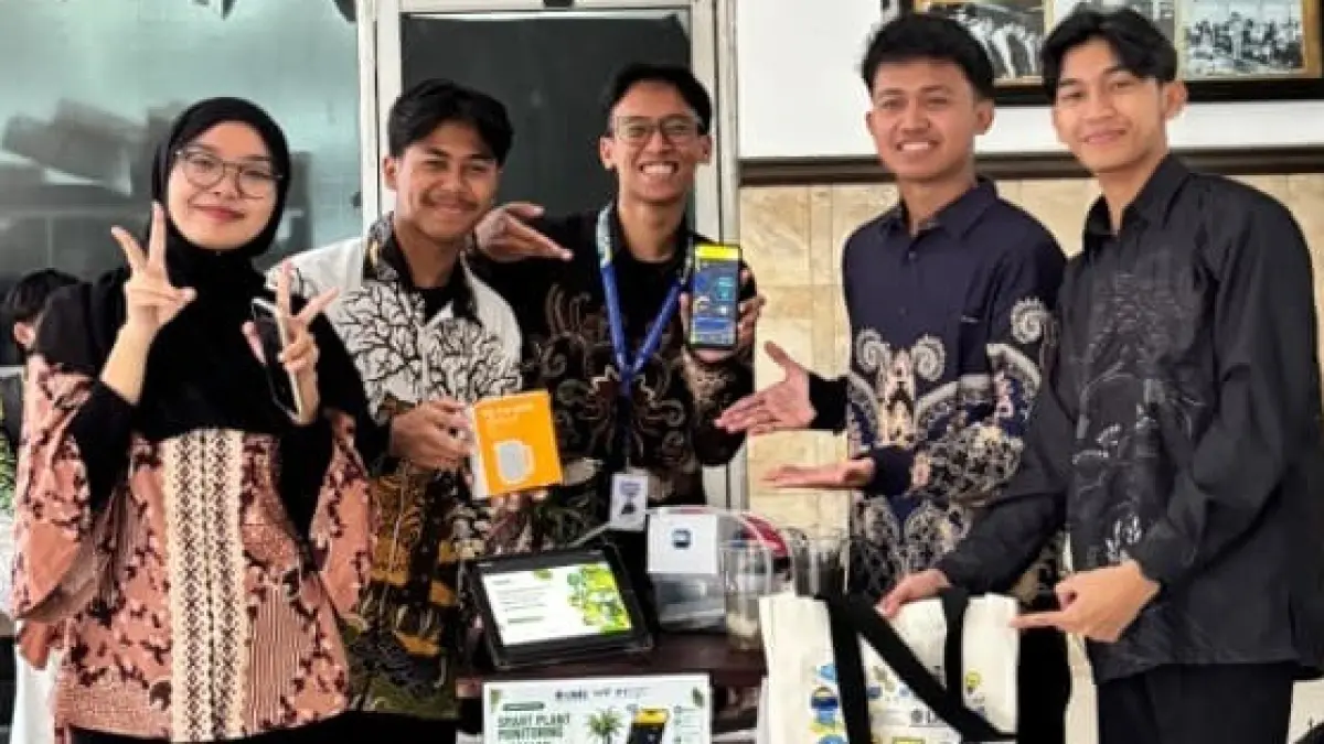 Smart Plant Monitoring karya mahasiswa Pendidikan Teknik Informatika Universitas Muhammadiyah Surakarta (UMS). (Dok. Humas UMS)