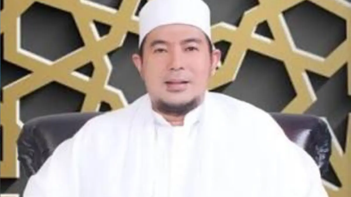 KH Ahmad Fudholi.