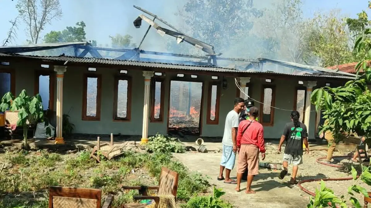 Rumah warga  Desa Klewor, Kemusu, Boyolali ludes terbakar, Senin (7/9/2026) pagi. (DOK.DAMKAR BOYOLALI)