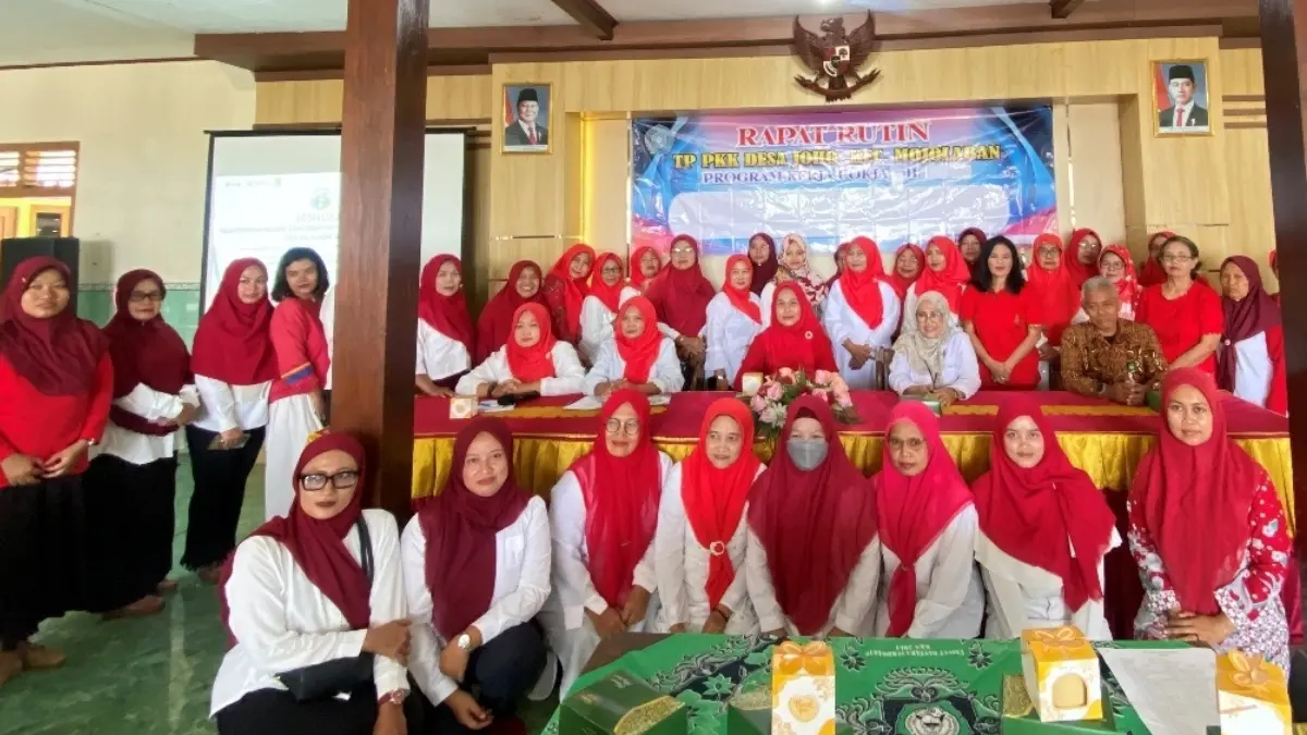 Jurusan Terapi Wicara Poltekkes Kemenkes Surakarta gelar Pengabdian kepada Masyarakat melalui skema Program Kemitraan Masyarakat (PKM) bertajuk Gerakan Terapi Wicara Peduli Lingkungan Sekitar (GetwLis) di Desa Joho, Kecamatan Mojolaban, Kabupaten Sukoharjo. (DOK.POLTEKKES KEMENKES SURAKARTA)