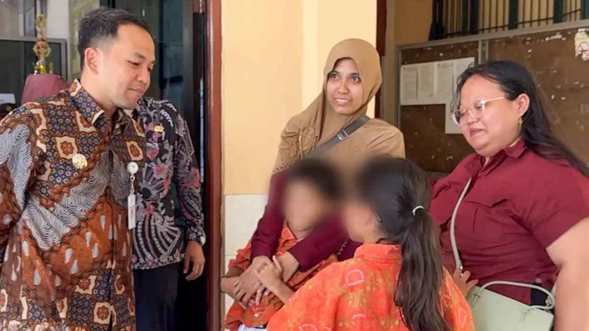 Wali Kota Solo Respati Ardi mediasi aduan wali murid SDN Harjodipuran.