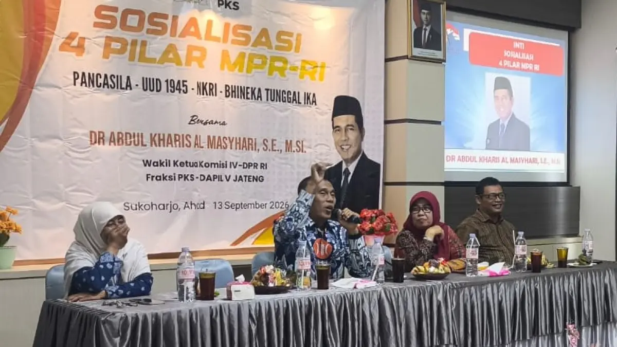 Anggota MPR RI Abdul Kharis Almasyhari saat sosialisasi 4 Pilar Kehidupan Berbangsa dan Bernegara di Sukoharjo, Minggu (13/9/2026). (Dokumentasi Pribadi)