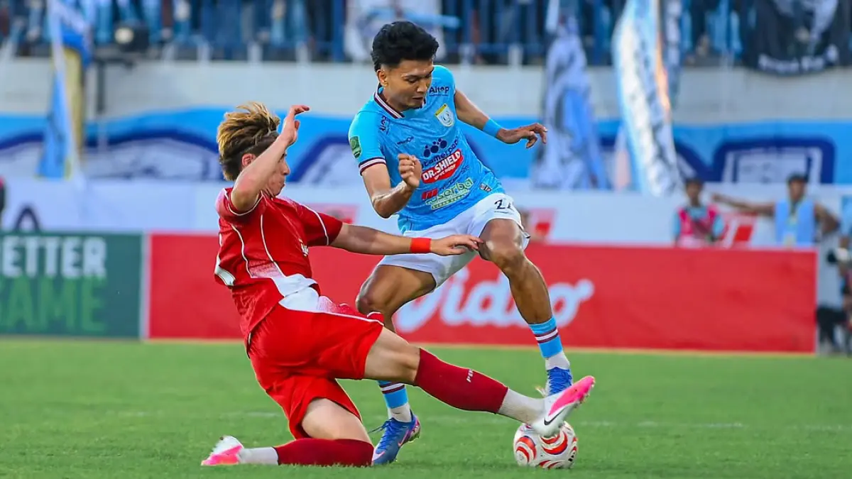 Pertandingan Persela Lamongan melawan Persis Solo di Stadion Surajaya, Minggu sore (13/9/2026). (Tim Media Persela Lamongan)