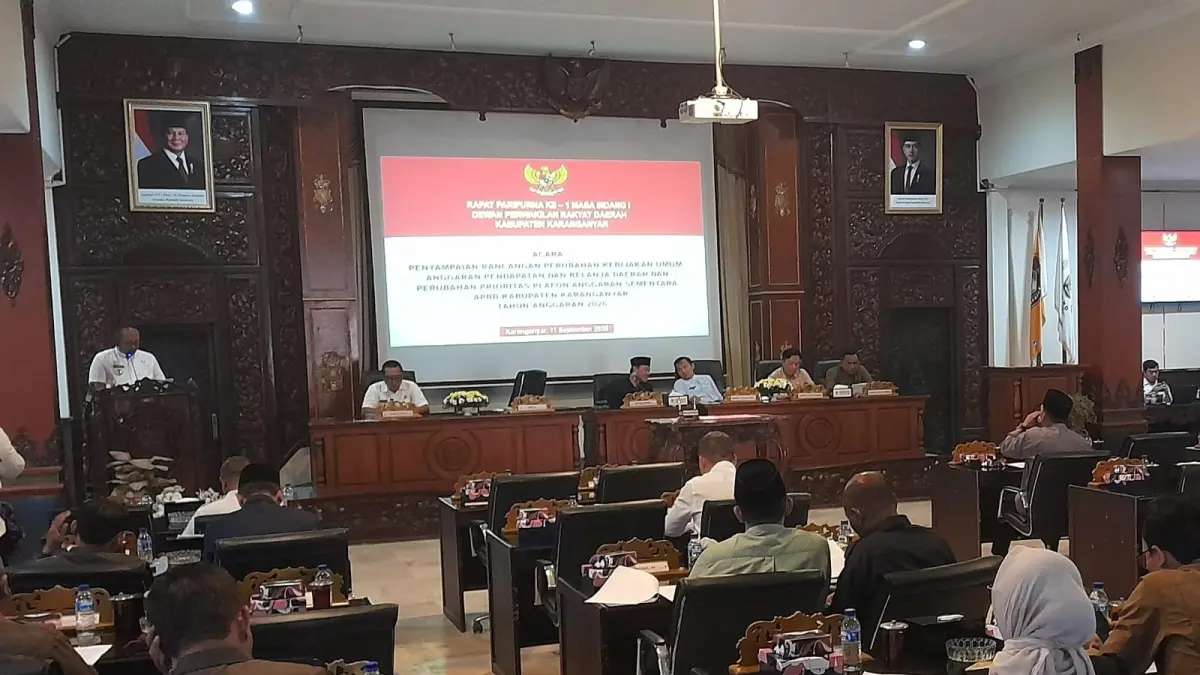Rapat paripurna DPRD Karanganyar membahas APBD Perubahan 2026, Jumat (11/9/2026). (Rudi Hartono/Radar Solo)