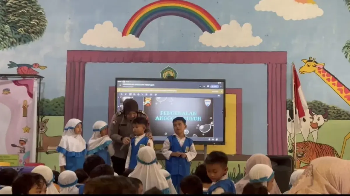 Sat Binmas Polres Boyolali menggelar kegiatan Polisi Sahabat Anak (PSA) di salah satu sekolah di Boyolali. (ISTIMEWA0