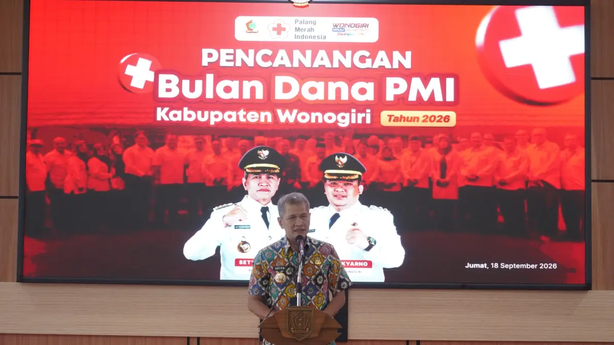 Bupati Wonogiri Setyo Sukarno luncurkan Bulan Dana Palang Merah Indonesia Wonogiri 2026 di Ruang Khayangan, Kompleks Setda Wonogiri, Jumat (18/9/2026). (IWAN ADI/RADAR SOLO)