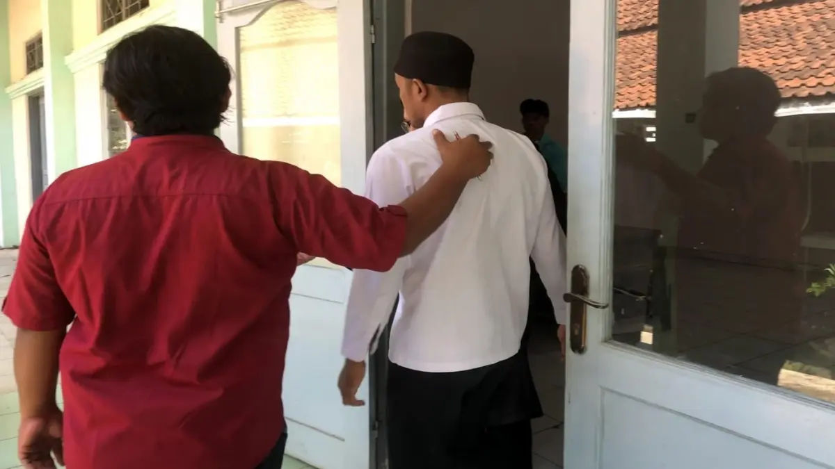Purwadi Wahyudi, terdakwa pembunuhan Aminah, mertuanya menjalani sidang di PN Boyolali, Selasa (22/9/2026). (ABDUL KHOFID/RADAR SOLO)