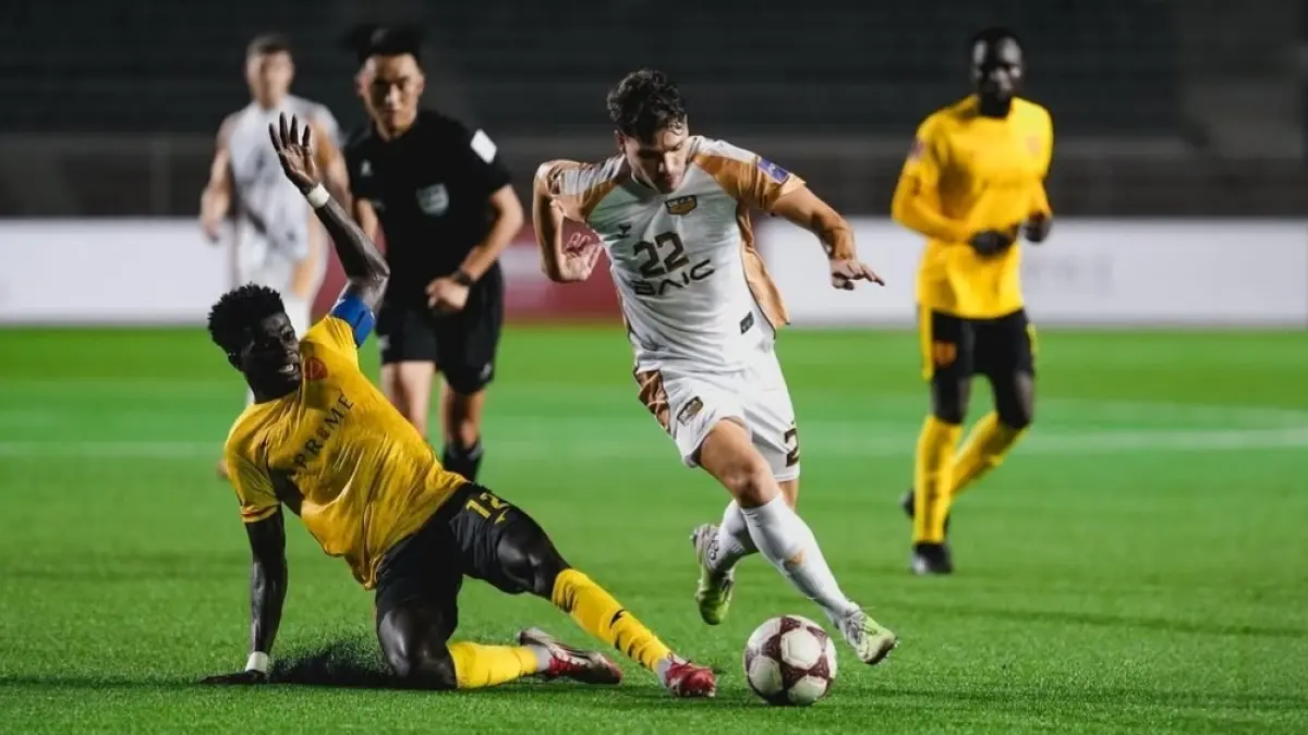 Vico Duarte saat membela Dewa United di Super League 2025/2026. (Instagram: @vicoduarte11)