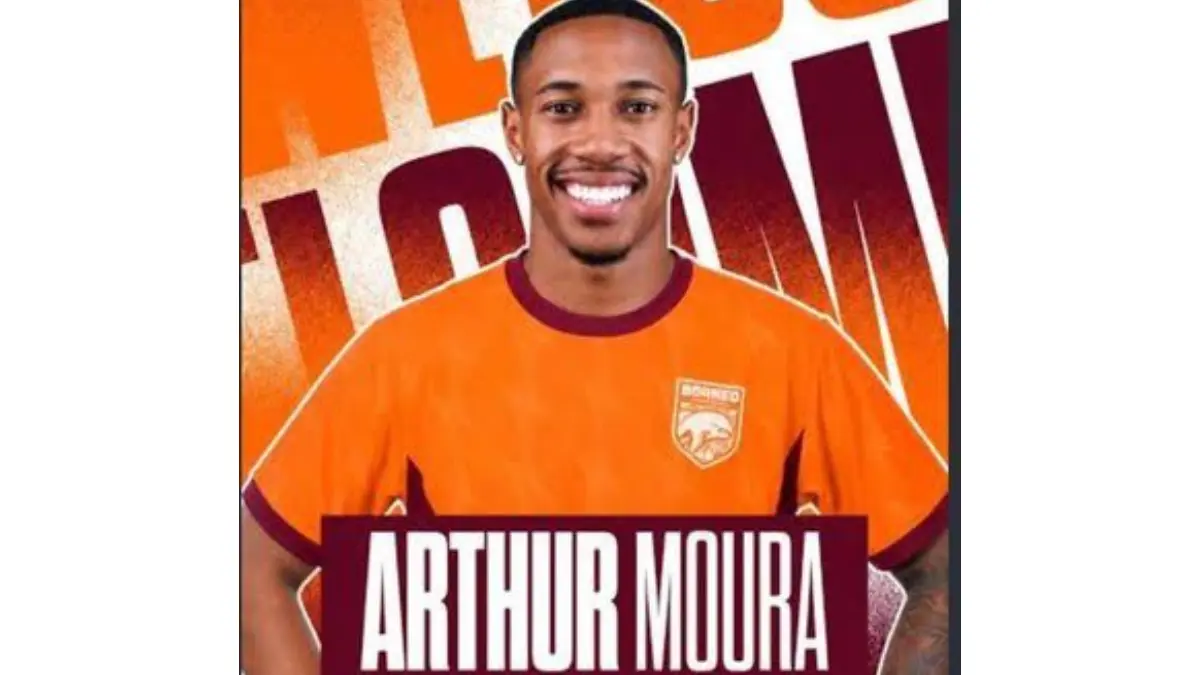 Arthur Moura.