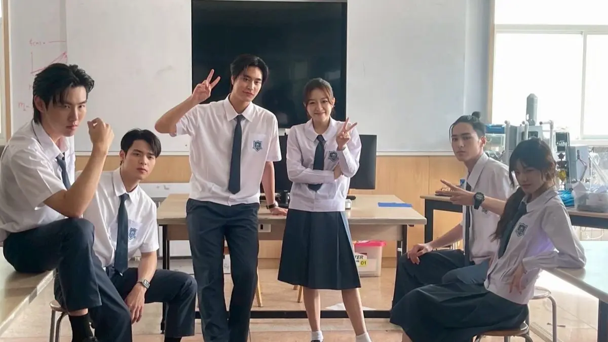 Orang Thailand memang lebih sering dikenal dengan nama panggilan yang sangat singkat dibandingkan nama lengkap mereka.