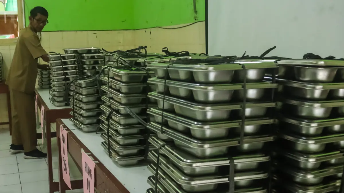 Menu makan bergizi gratis untuk sekolah di Solo. (M Ihsan/Radar Solo)
