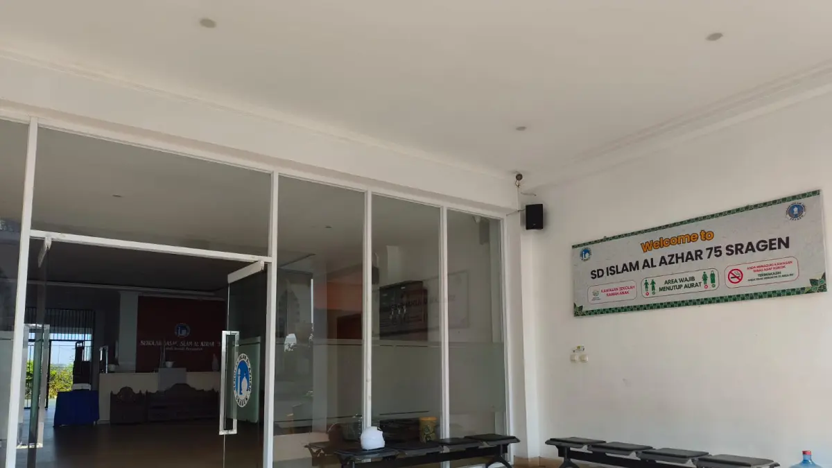 SD Al Azhar Sragen. (Ahmad Khairudin/Radar Solo)