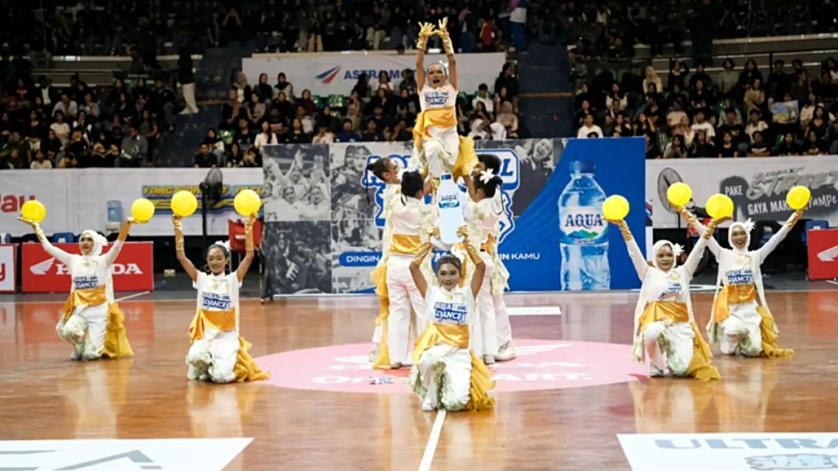 Perform tim dance SMAN 5 Surakarta di AQUA DBL Dance. (Dok. DBL Indonesia)