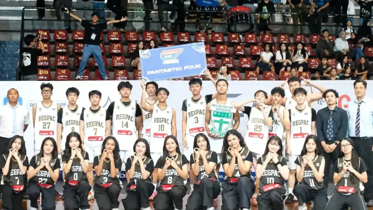 Roster SMA Regina Pacis Surakarta di Sritex Arena Solo, Senin (5/10/2026). (Dok. DBL Indonesia)