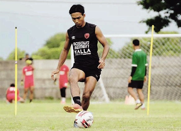 Erwin Gutawa saat berseragam PSM Makassar (INSTAGRAM @erwin05gutawa)