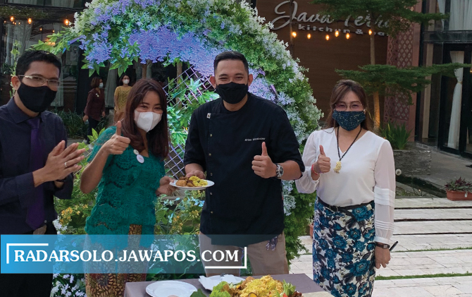 Perayaan HUT Java Terrace Kitchen, 15 April.