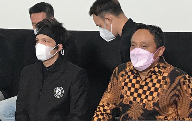 Atta Halilintar resmi mengakuisisi PSG Pati.