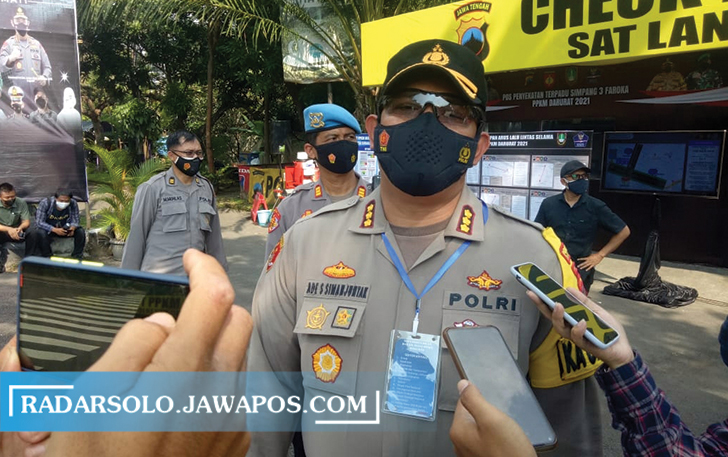 TINDAK TEGAS: Kapolresta Surakarta menyatakan akan menindak tegas pelaku pelemparan batu di ambulans yang melintas di Flyover Purwosari. (SILVESTER KURNIAWAN/RADAR SOLO)