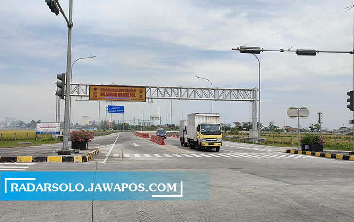Exit tol di Pungkruk, Sragen bakal ditutup mulai 16 Juli. (AHMAD K/RADAR SOLO)