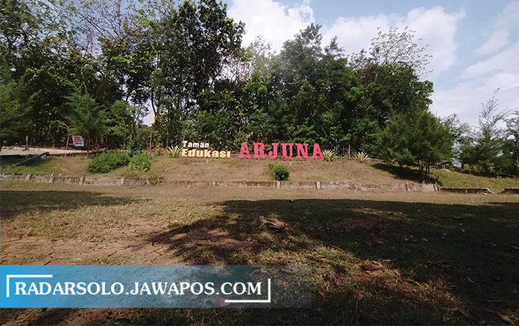 TERDAMPAK PANDEMI: : Suasana Taman Edukasi Arjuna di kawasan Taman Kolam Keceh dan Buper Desa Bulusulur, Wonogiri. (IWAN ADI LUHUNG/RADAR SOLO)