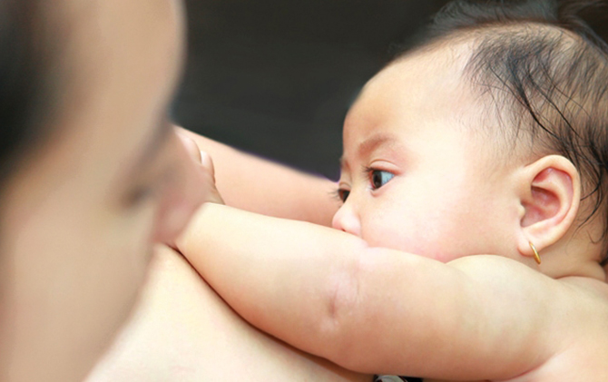 Ilustrasi ibu menyusui. (JawaPos.com)