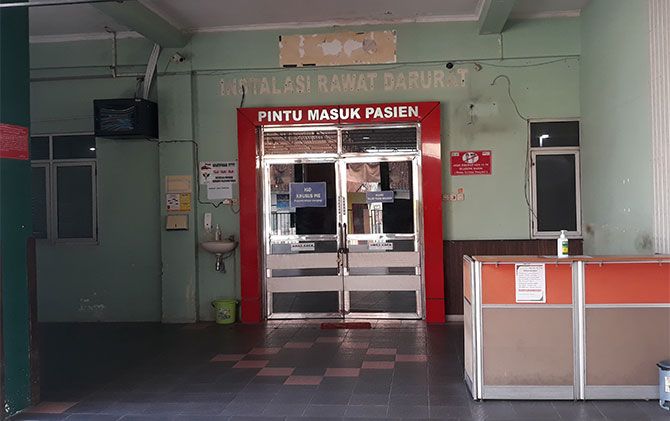 Ruang isolasi khusus merawat pasien Covid-19 di RSUP dr. Soeradji Tirtonegoro Klaten, Kamis (3/12).