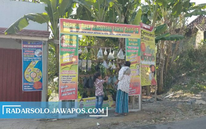 Warung berkah gotong royong di Desa Lemahbang, Kecamatan Kismantoro.