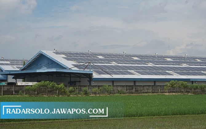 COLLAR CELL atap Pabrik AQUA Klaten diganti dengan yang mampu mengolah  energei dari matahari