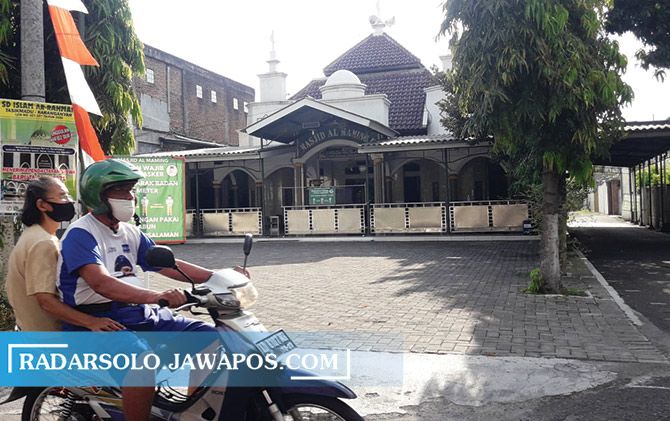 Masjid Al Maming di belakang rumah eks Bupati Karanganyar Rina Iriani akan dihibahkan ke warga setempat.