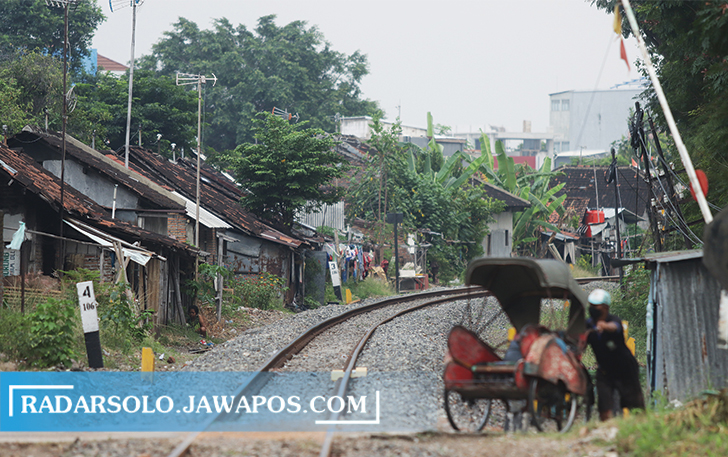 PROYEK TRANSPORTASI: Lokasi yang akan dilintasi proyek single elevated railway. (M. IHSAN/RADAR SOLO)
