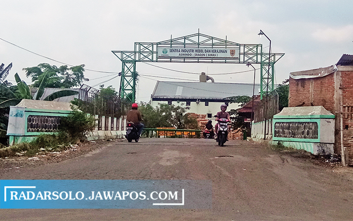 HARGA TANAH MELONJAK NAIK: Kawasan Industri di Sragen, Pemkab Sragen terus upayakan menarik investor masuk. (AHMAD KHAIRUDIN/RADAR SOLO)