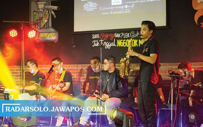Personel Band Wani Muni launching lagu Bali Klaten belum lama ini.