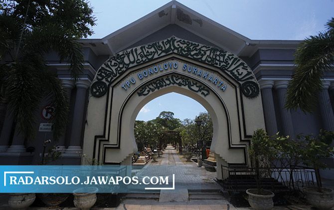 TPU Bonoloyo masih menjadi jujugan pemakaman bagi warga Solo.