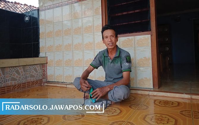Mugiono, penemu benda mencurigakan diduga bom buku di Dusun Tukluk, Desa Sejati, Kecamatan Giriwoyo.
