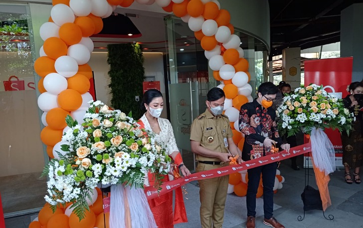 Shopee Indonesia membuka kantor cabang di Kota Bengawan, Senin (11/10). Kantor cabang yang baru ini berlokasi di kawasan Solo Paragon Lifestyle Mall.
