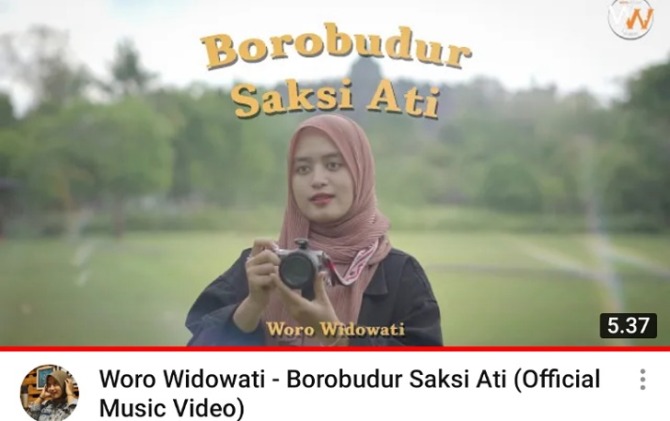 Video klip Woro Widowati yang memamerkan kemegahan Candi Borobudur.