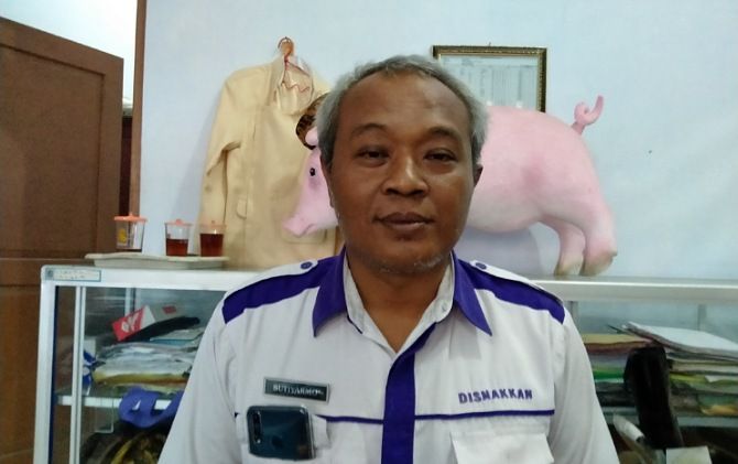 Pengawas kesehatan Dispernakan Karanganyar Sutiyarmo