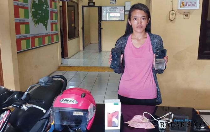 Perempuan pelaku penipuan dengan sasaran korban cewek-cewek jomblo