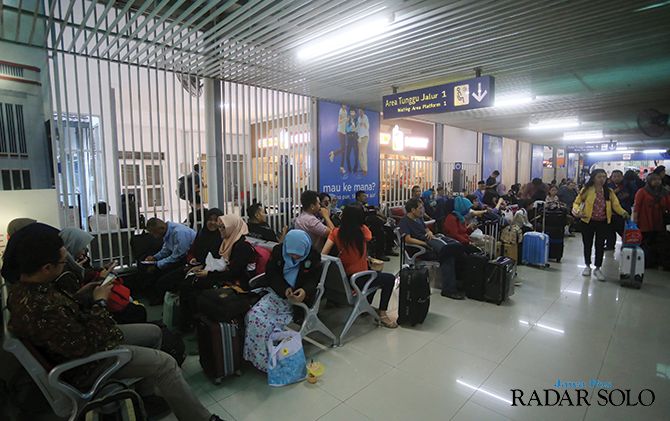 ANTISIPASI: Lonjakan penumpang Nataru pengguna KA diprediksi bakal melonjak karena bersamaan libur sekolah.