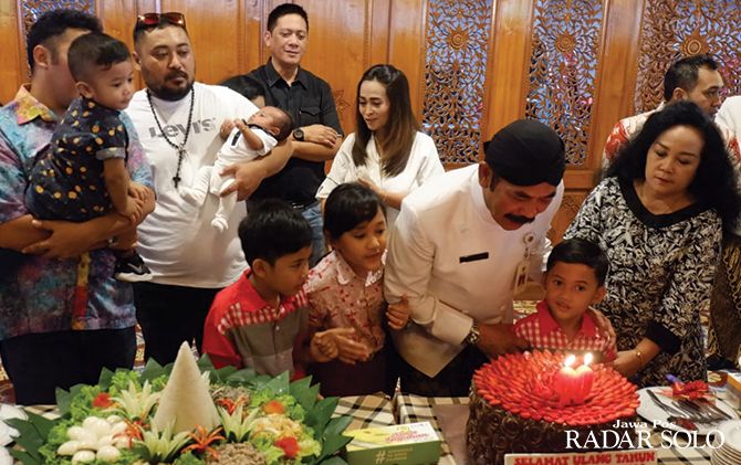 Wali Kota Surakarta F.X. Hadi Rudyatmo genap berusia 60 tahun, kemarin (13/2).