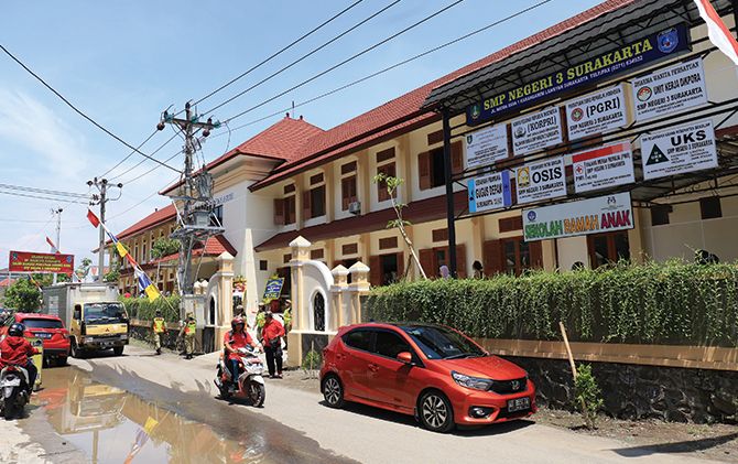 Gedung baru SMPN 3 Kota Solo di Karangasem, Laweyan diresmikan kemarin (31/1)