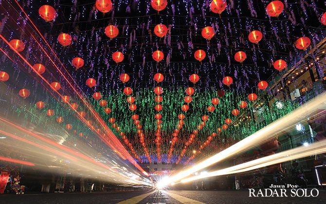 Perayaan Imlek di Kota Solo bakal lebih semarak dengan warna-warni lampion di area Pasar Gede Solo