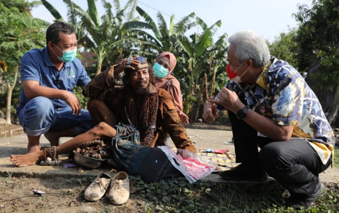 Gubernur Jateng Ganjar Pranowo bersama Adi