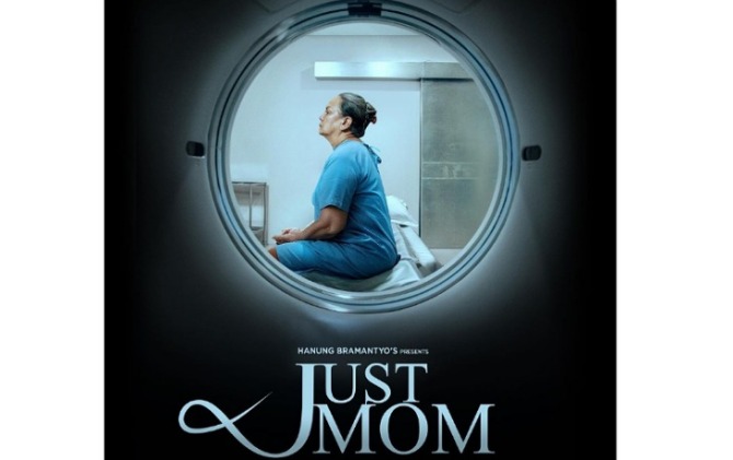 Film Just Mom dijadwalkan tayang di bioskop pada 27 Januari 2022.