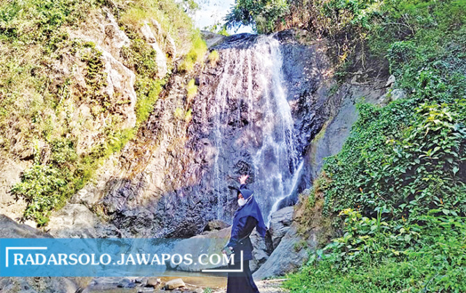 ALAMI: Air terjun Jumog jati potensi wisata Gunung Lawu sisi utara.