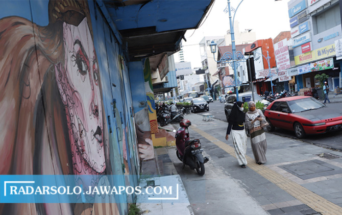 PENATAAN: Kawasan Gatsu dan Ngarsopuro bakal menjadi pusat UMKM dan kebudayaan seperti Malioboro, Jogja. (M. IHSAN/RADAR SOLO)